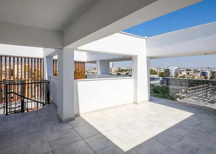 Solaar Apartments St Lazarous